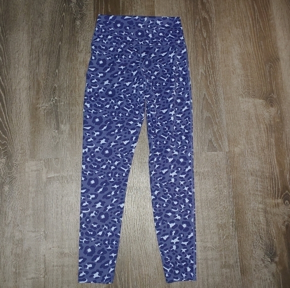Aerie offline blue leopard print leggings - Picture 3 of 6